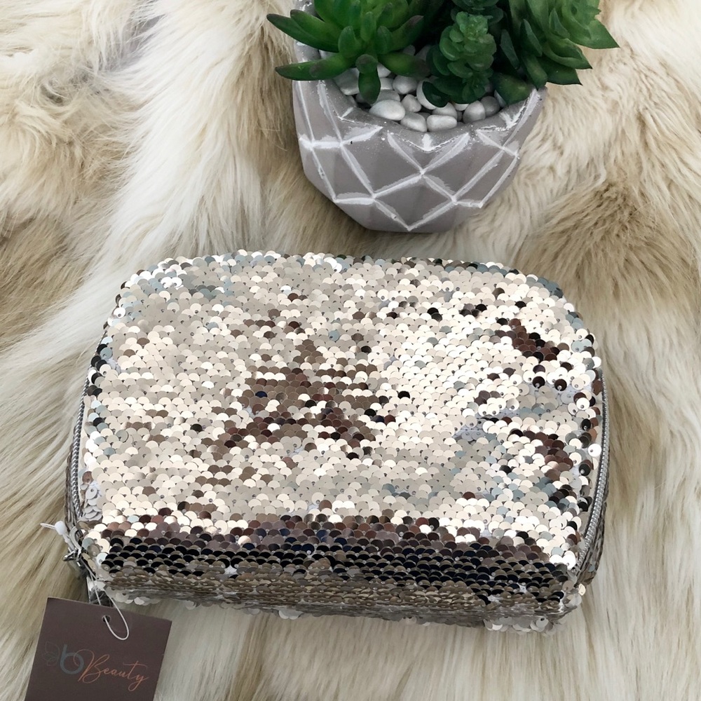 Flip Sequins Makeup Bag